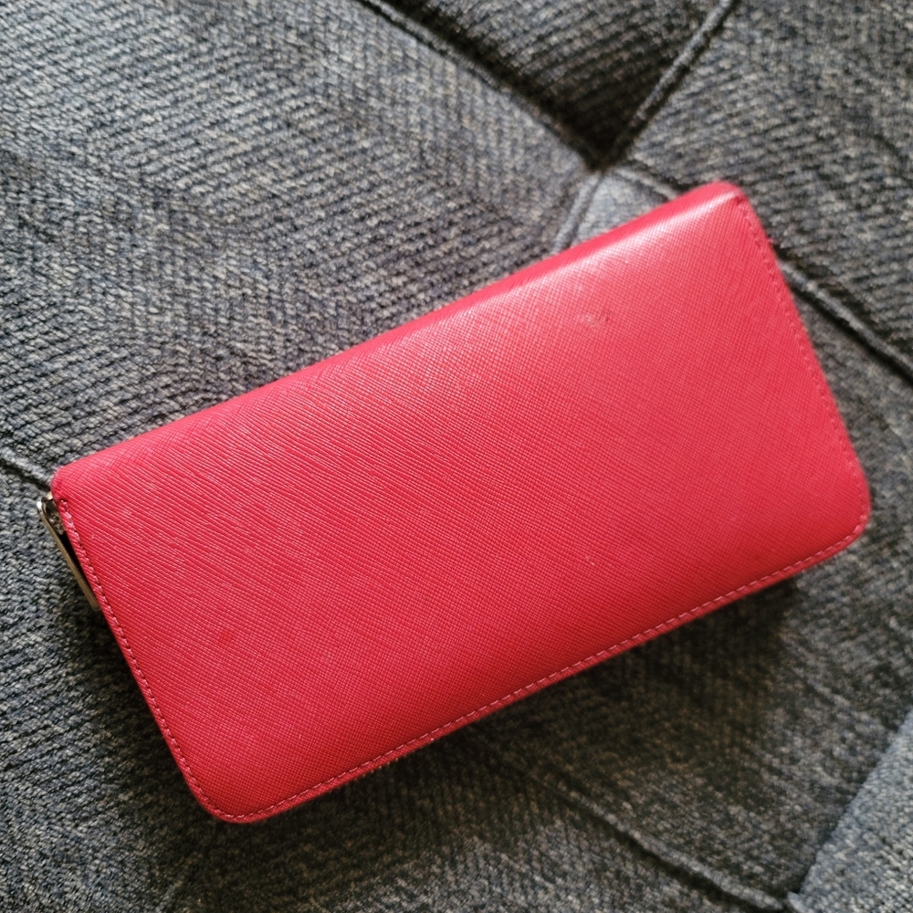 Michael Kors Jet Set Travel Continental Red Leather Wallet - Picture 9 of 16